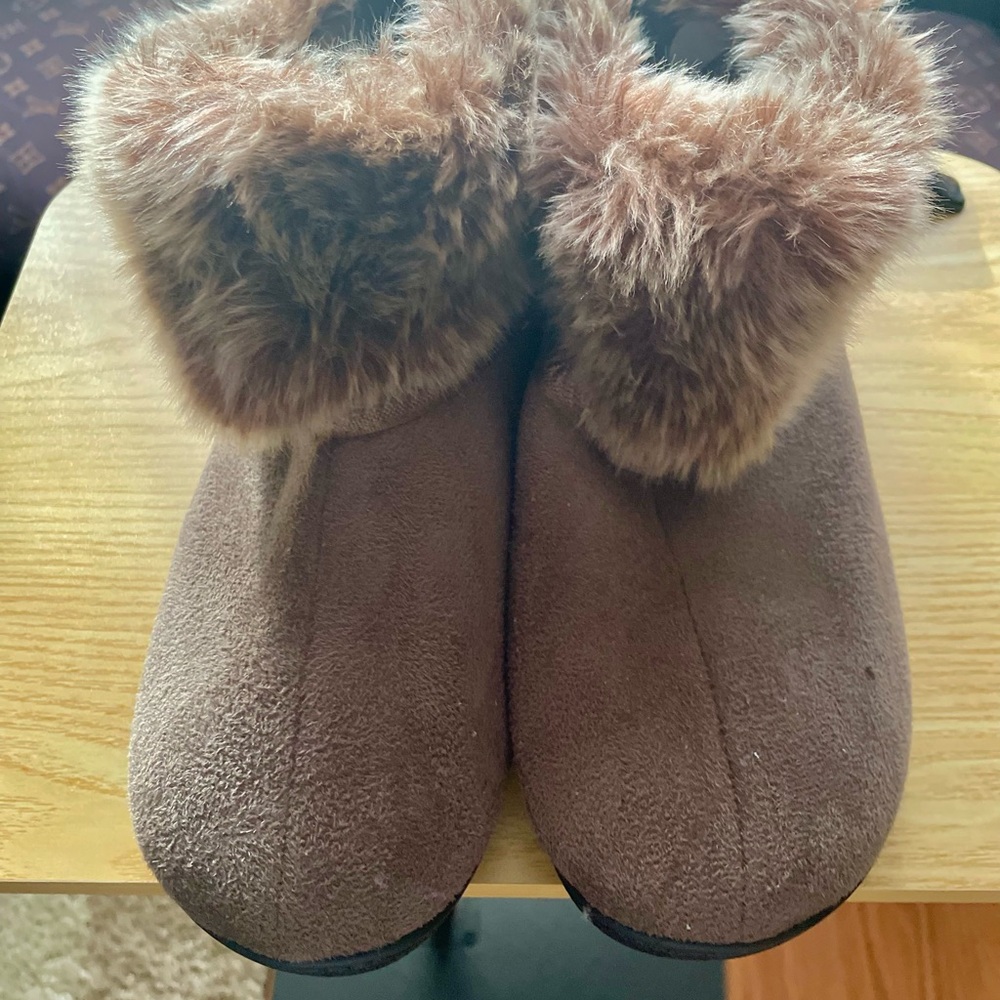 isotoner Brown Ankle Booties with Furry Trim - Picture 3 of 7